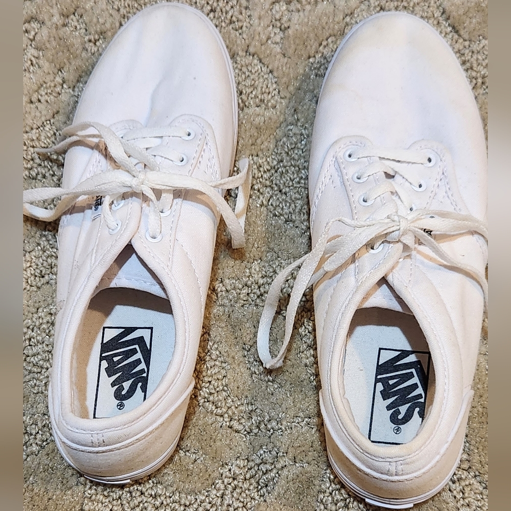 Vans Canvas Sneaker